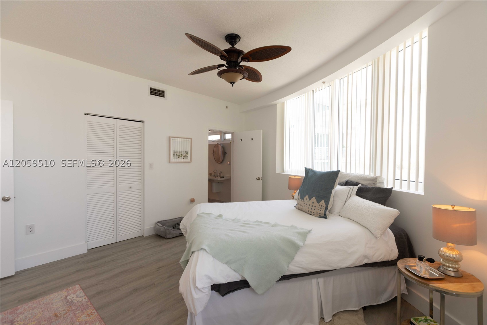 6580 Indian Crk Dr #510 Miami Beach, FL 33141