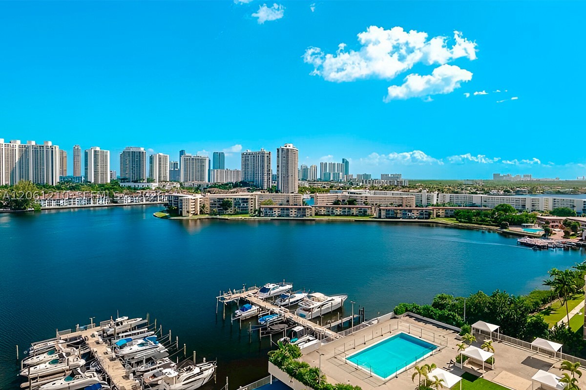 18081 Biscayne Blvd Boat Slip & Unit #1805
