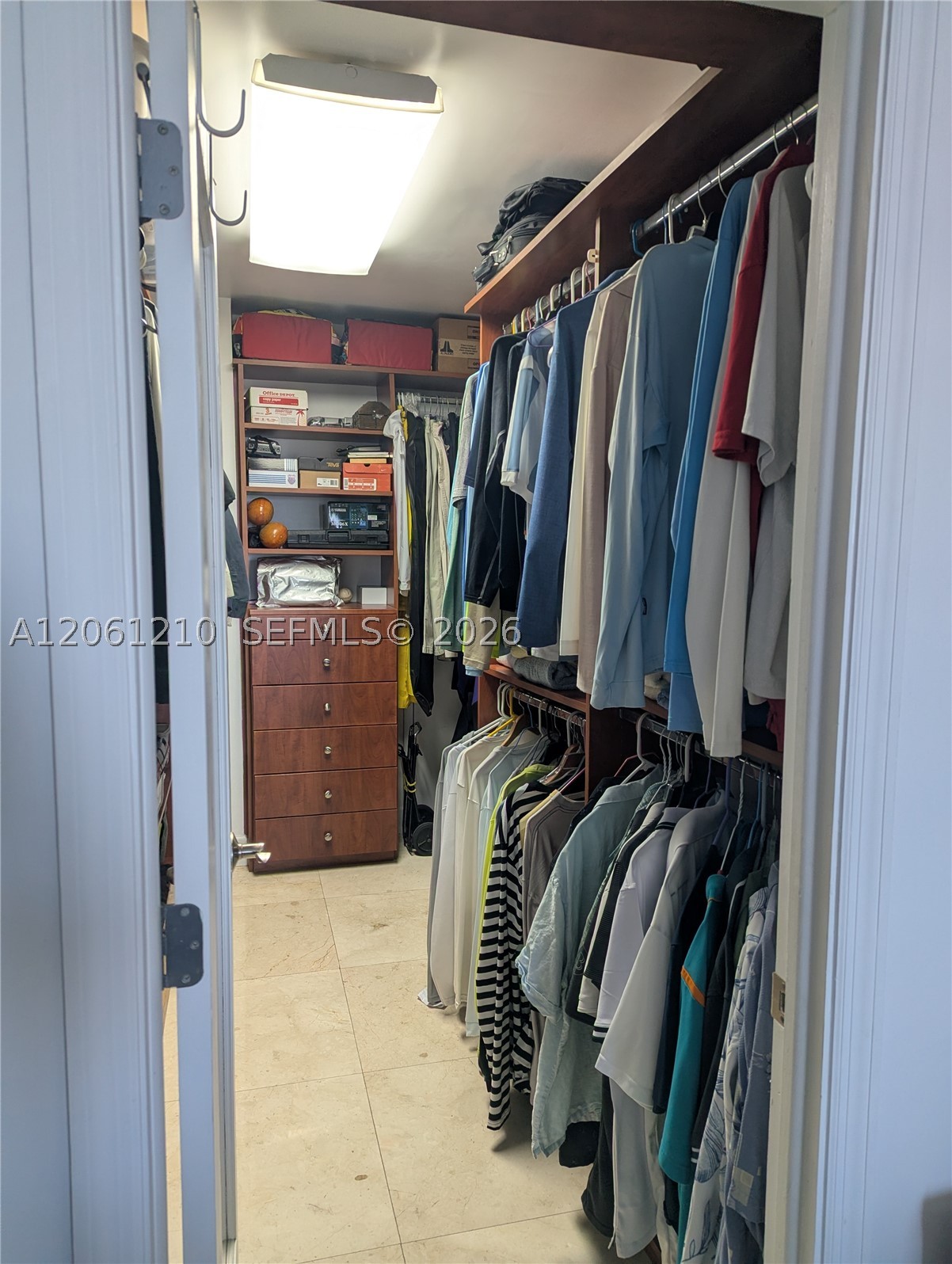 18081 Biscayne Blvd Boat Slip & Unit #1805 Aventura, FL 33160