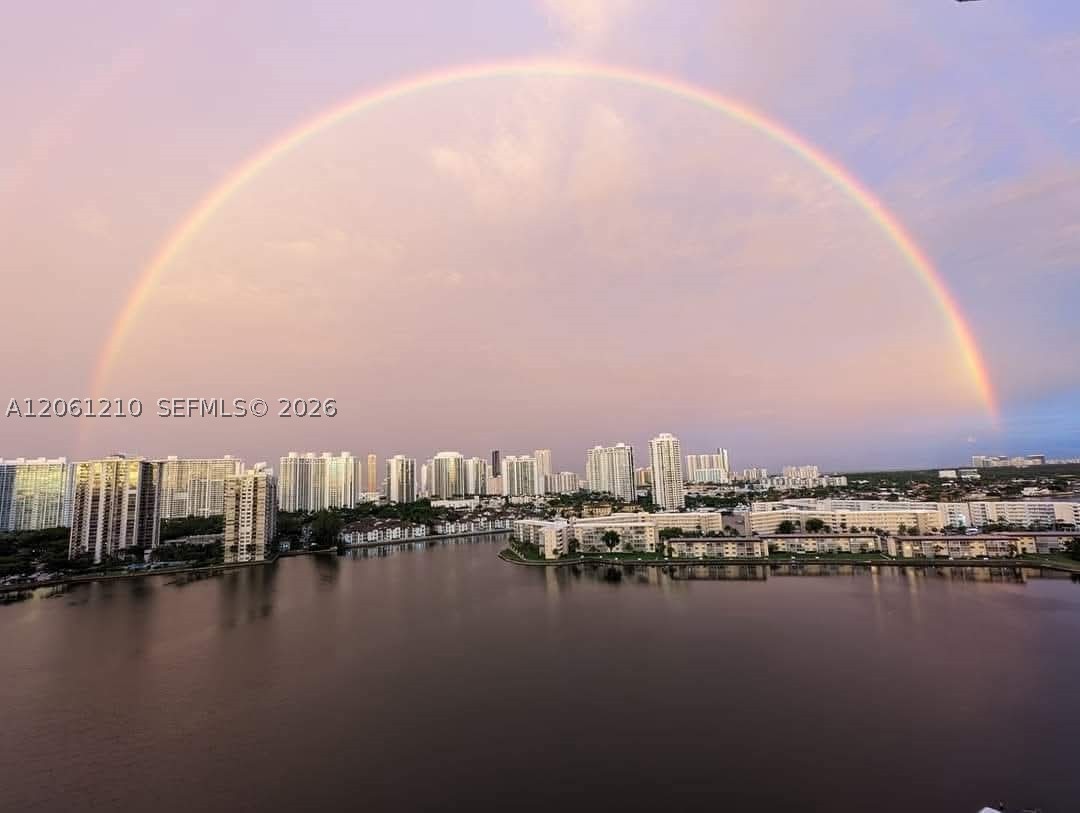 18081 Biscayne Blvd Boat Slip & Unit #1805 Aventura, FL 33160