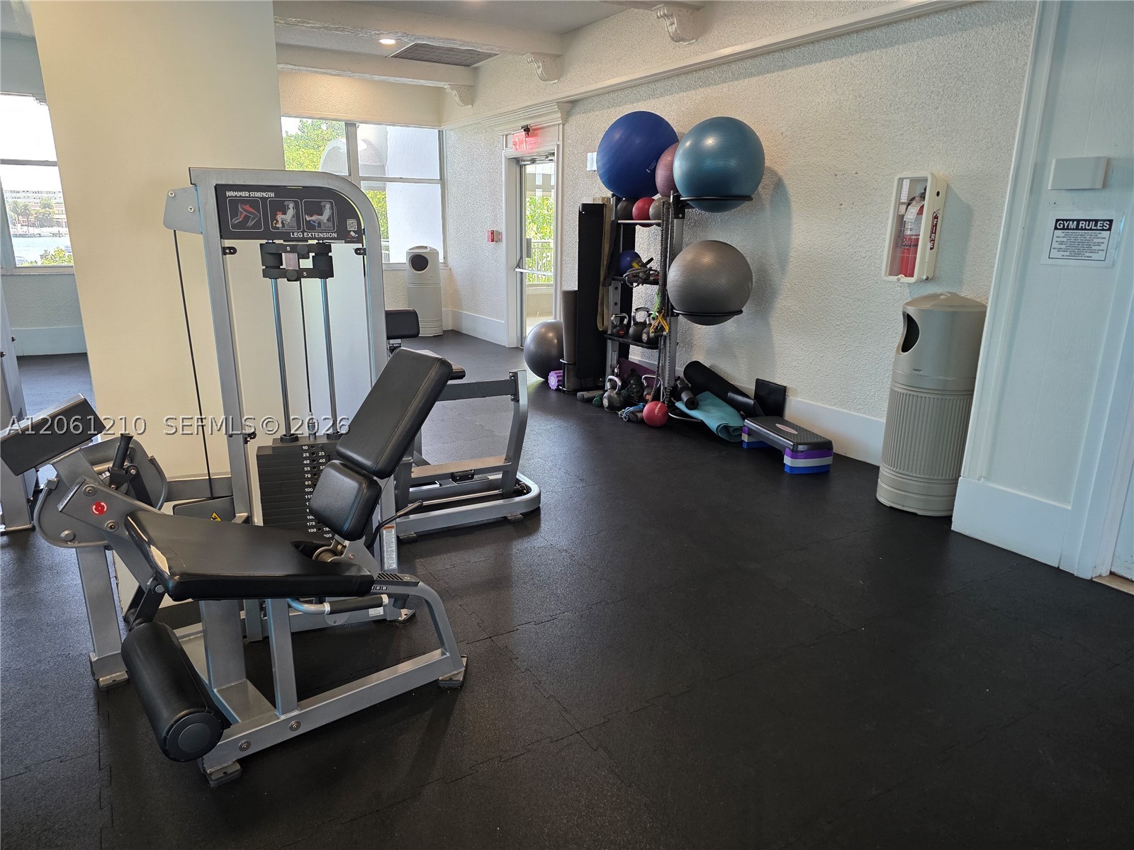 18081 Biscayne Blvd Boat Slip & Unit #1805 Aventura, FL 33160