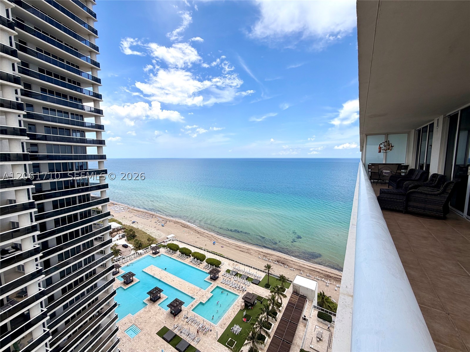image Beach Club 231