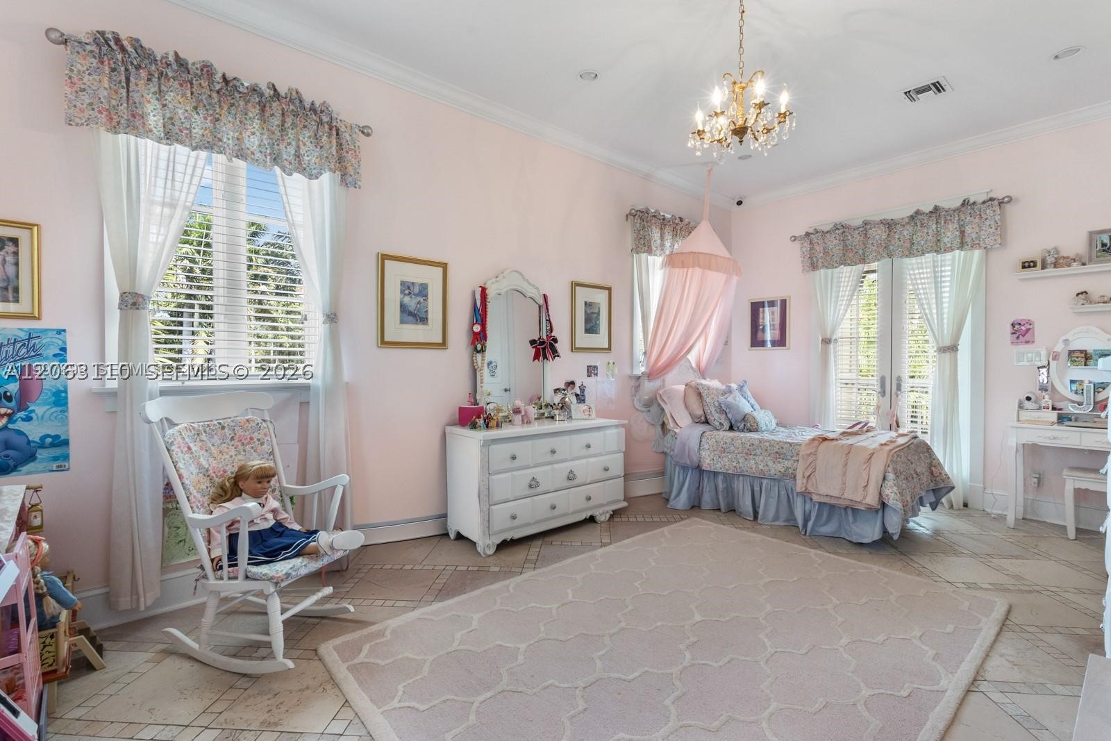 685 Harbor Ln Key Biscayne, FL 33149