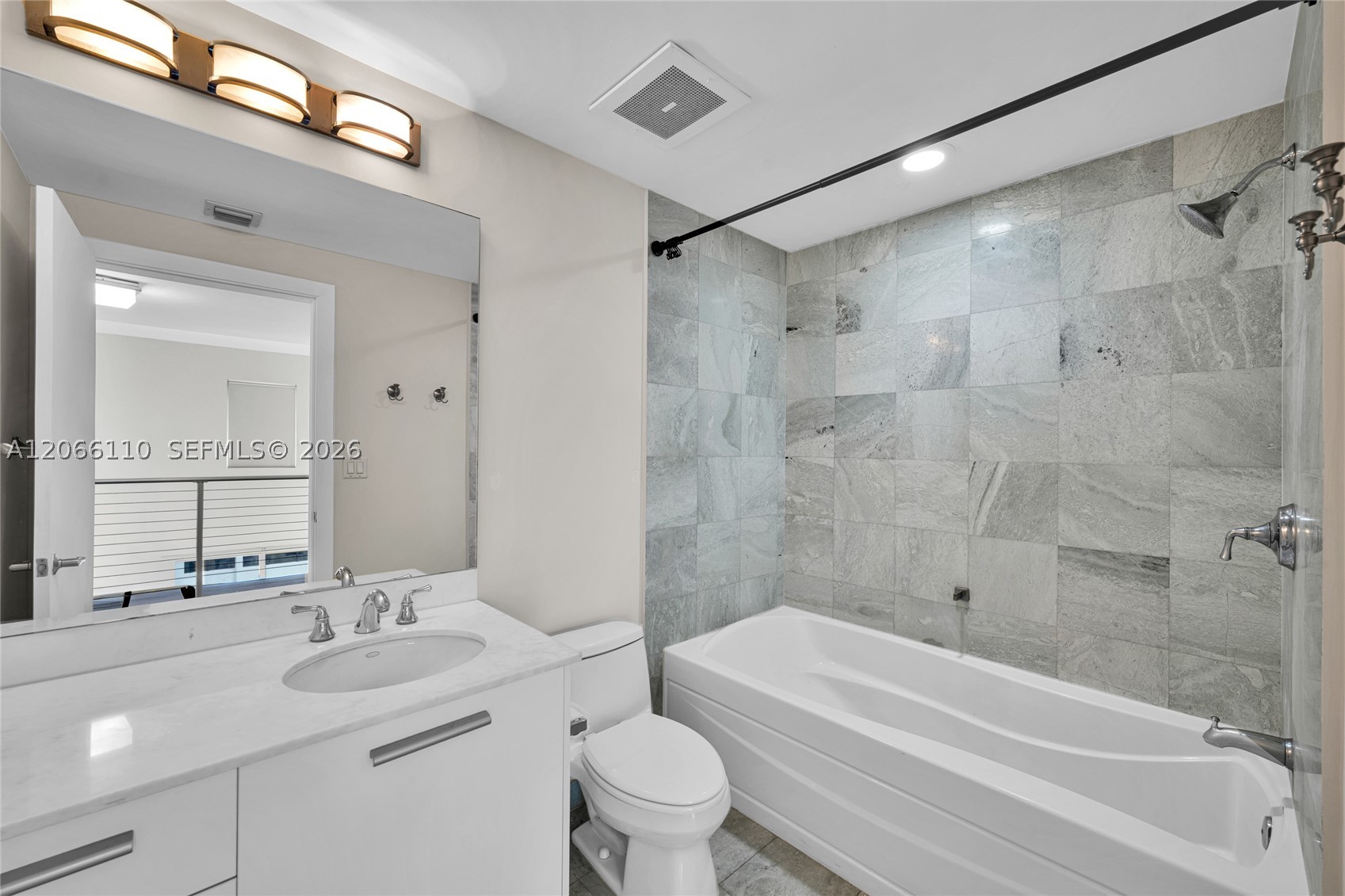 image 1060 Brickell - 106015