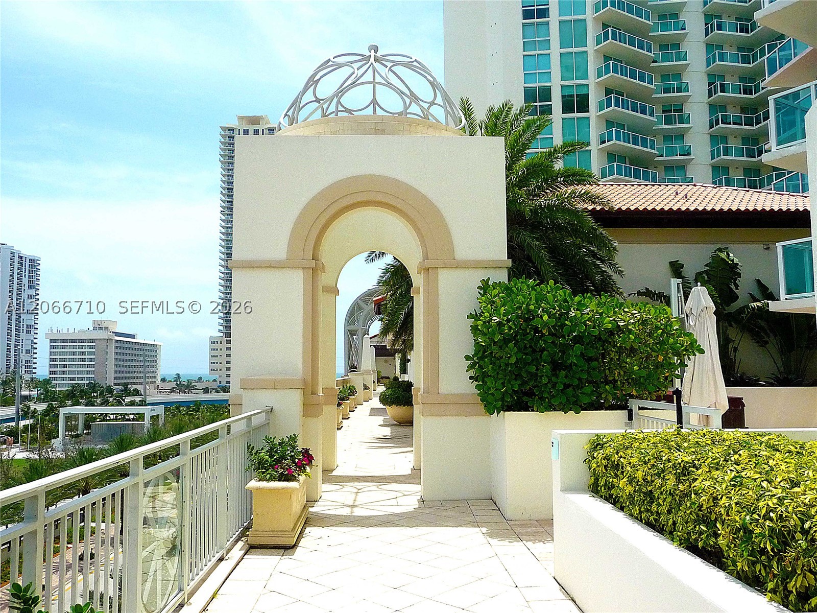 image St Tropez Sunny Isles31