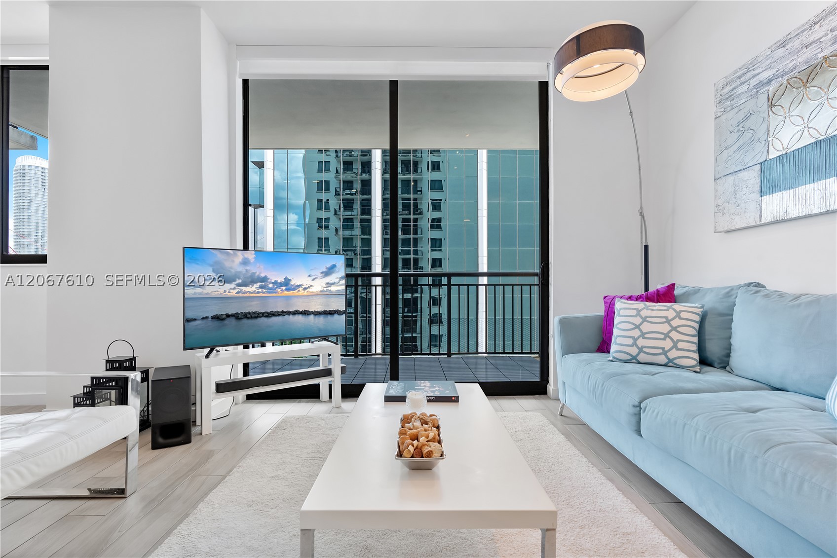 image Nine at Mary Brickell Village10