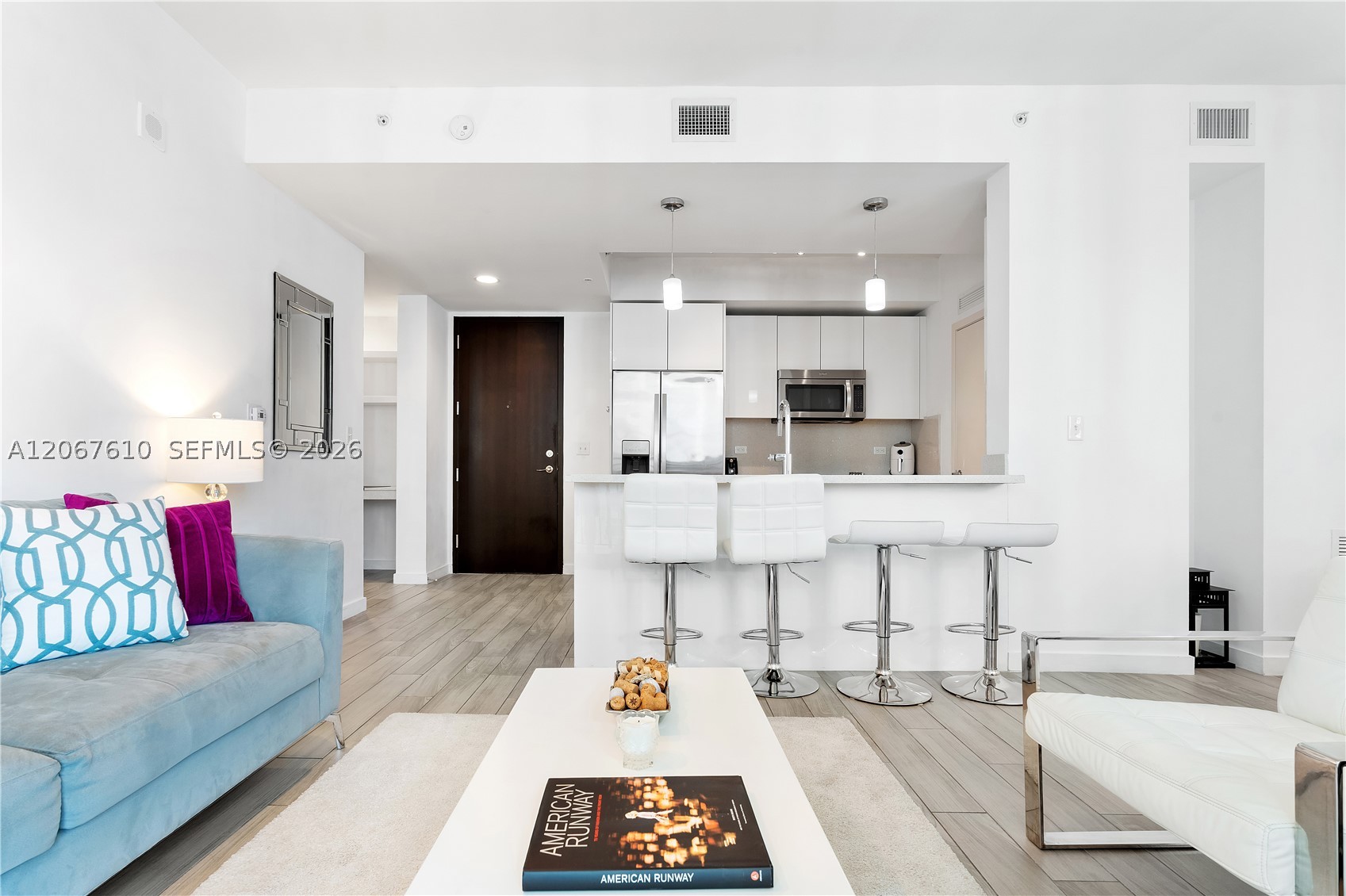 image Nine at Mary Brickell Village11