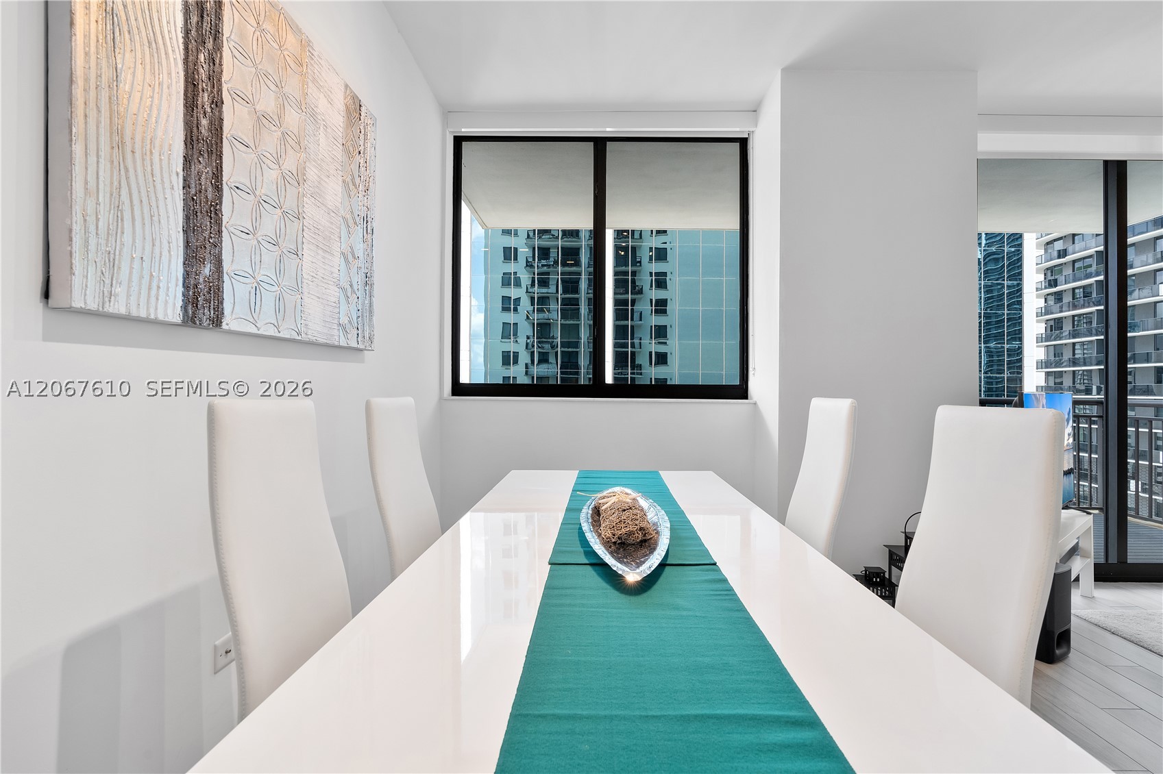 image Nine at Mary Brickell Village17