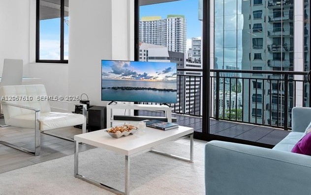 image Nine at Mary Brickell Village1