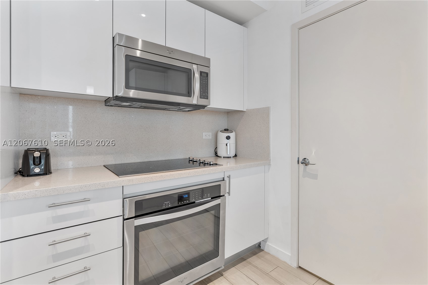 image Nine at Mary Brickell Village20