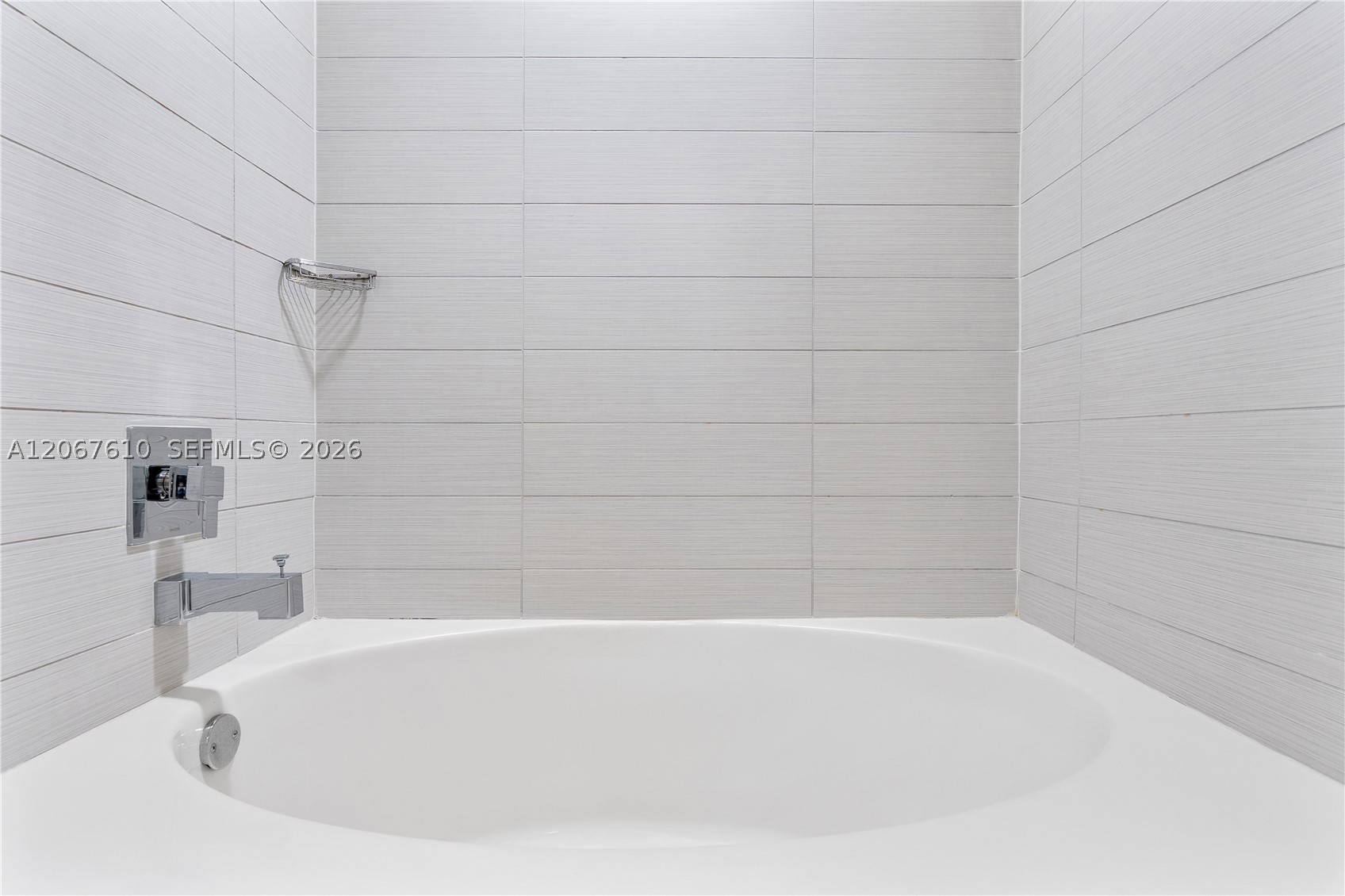 image Nine at Mary Brickell Village29
