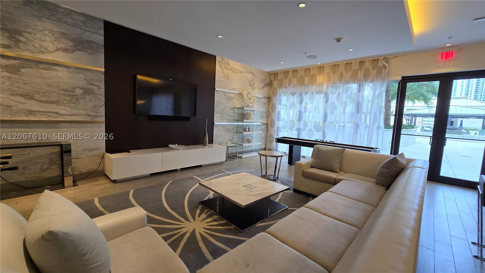 image Nine at Mary Brickell Village56