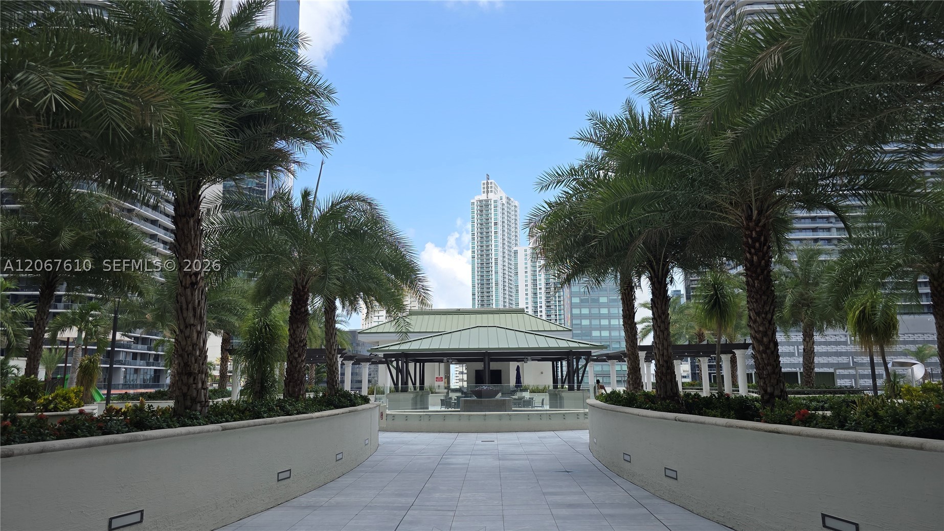 image Nine at Mary Brickell Village64