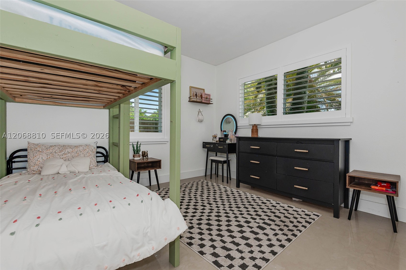18145 SW 95th Ct Palmetto Bay, FL 33157