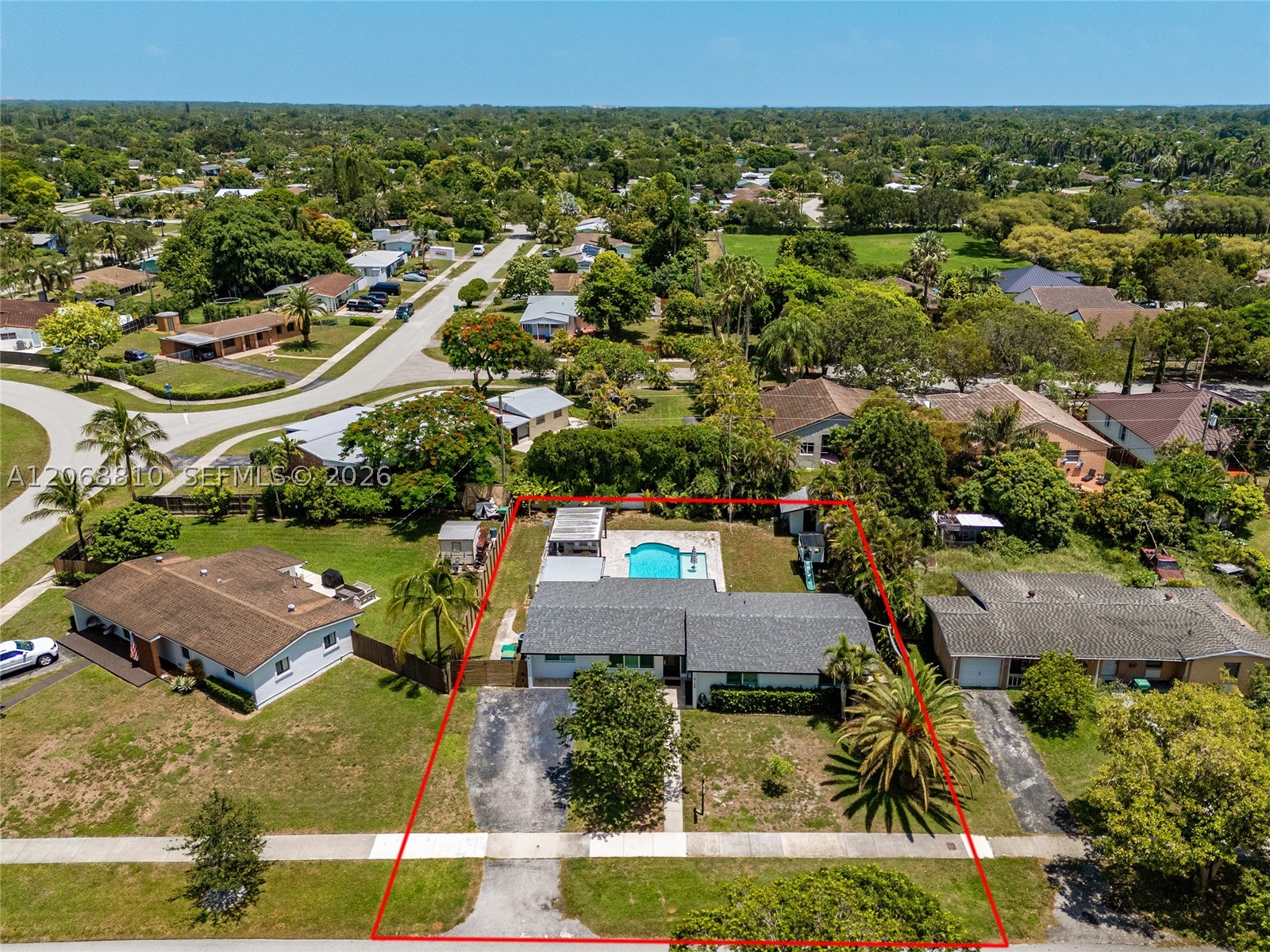 18145 SW 95th Ct Palmetto Bay, FL 33157