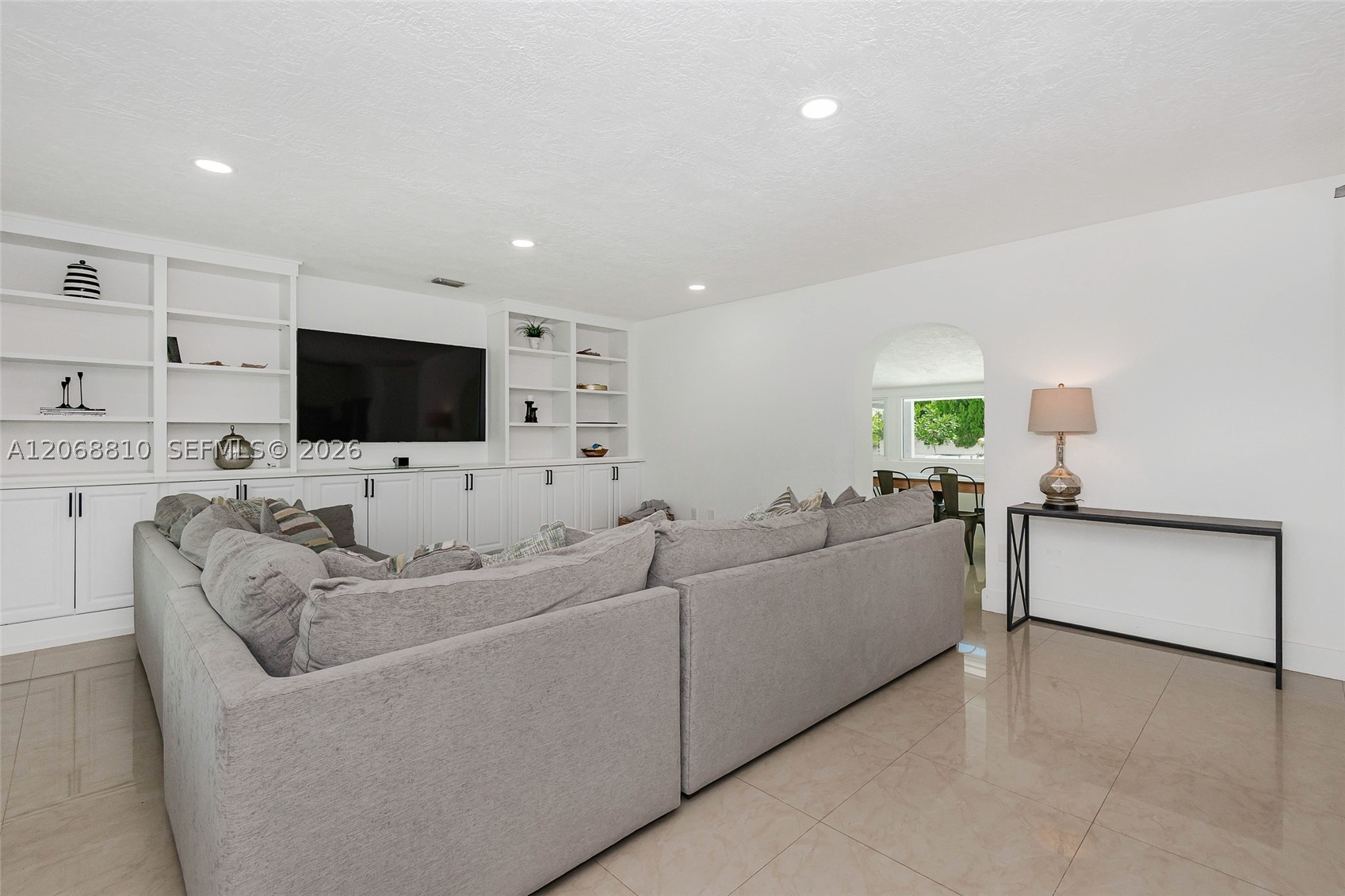 18145 SW 95th Ct Palmetto Bay, FL 33157