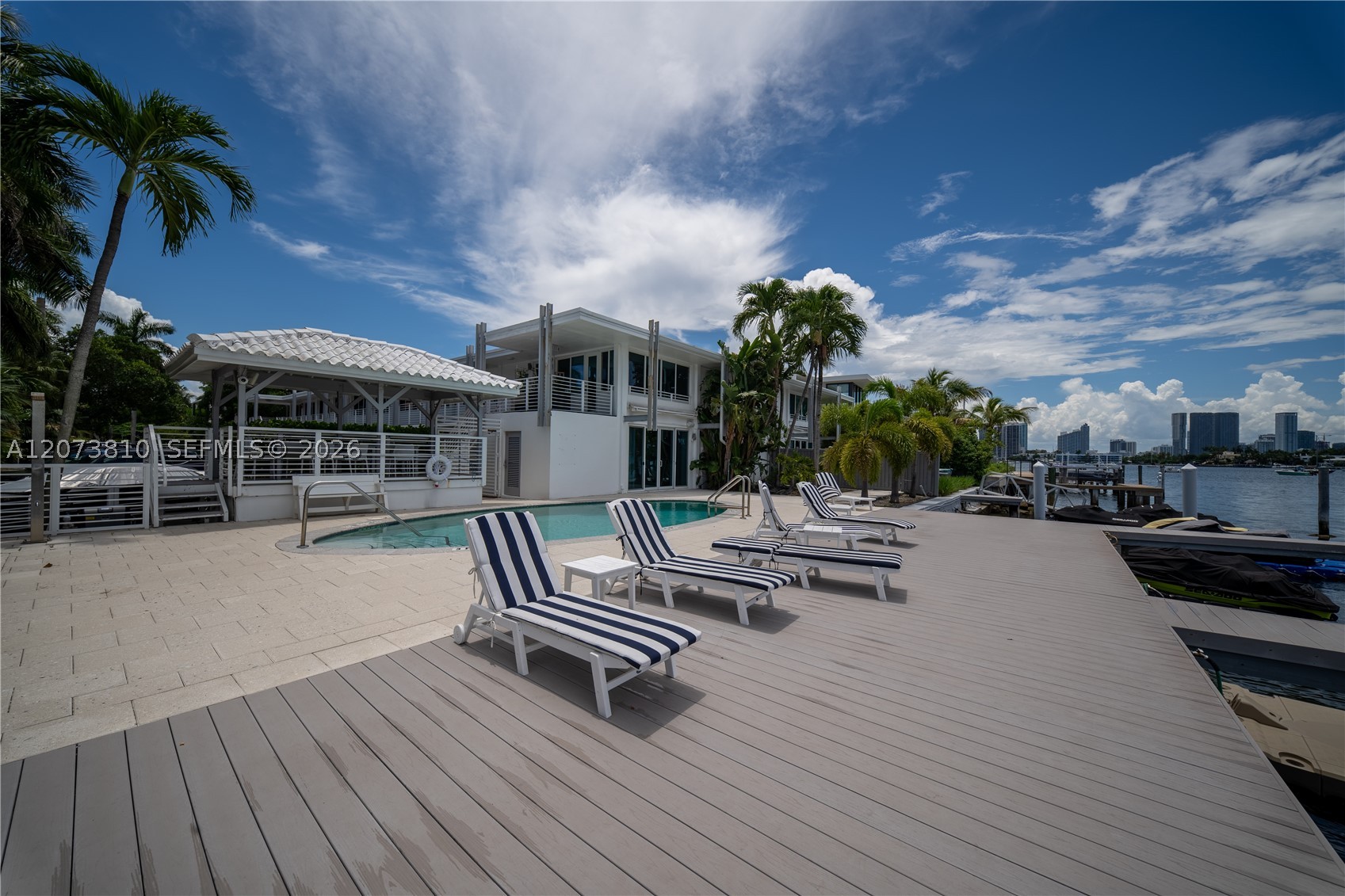 405 N Hibiscus Dr #202 Miami Beach, FL 33139