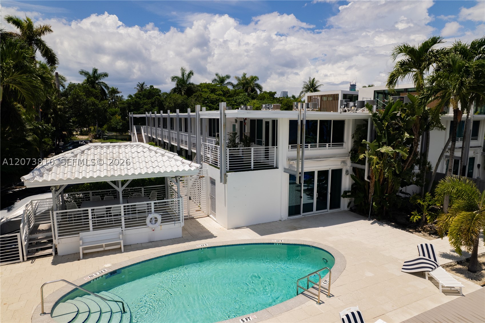 405 N Hibiscus Dr #202 Miami Beach, FL 33139