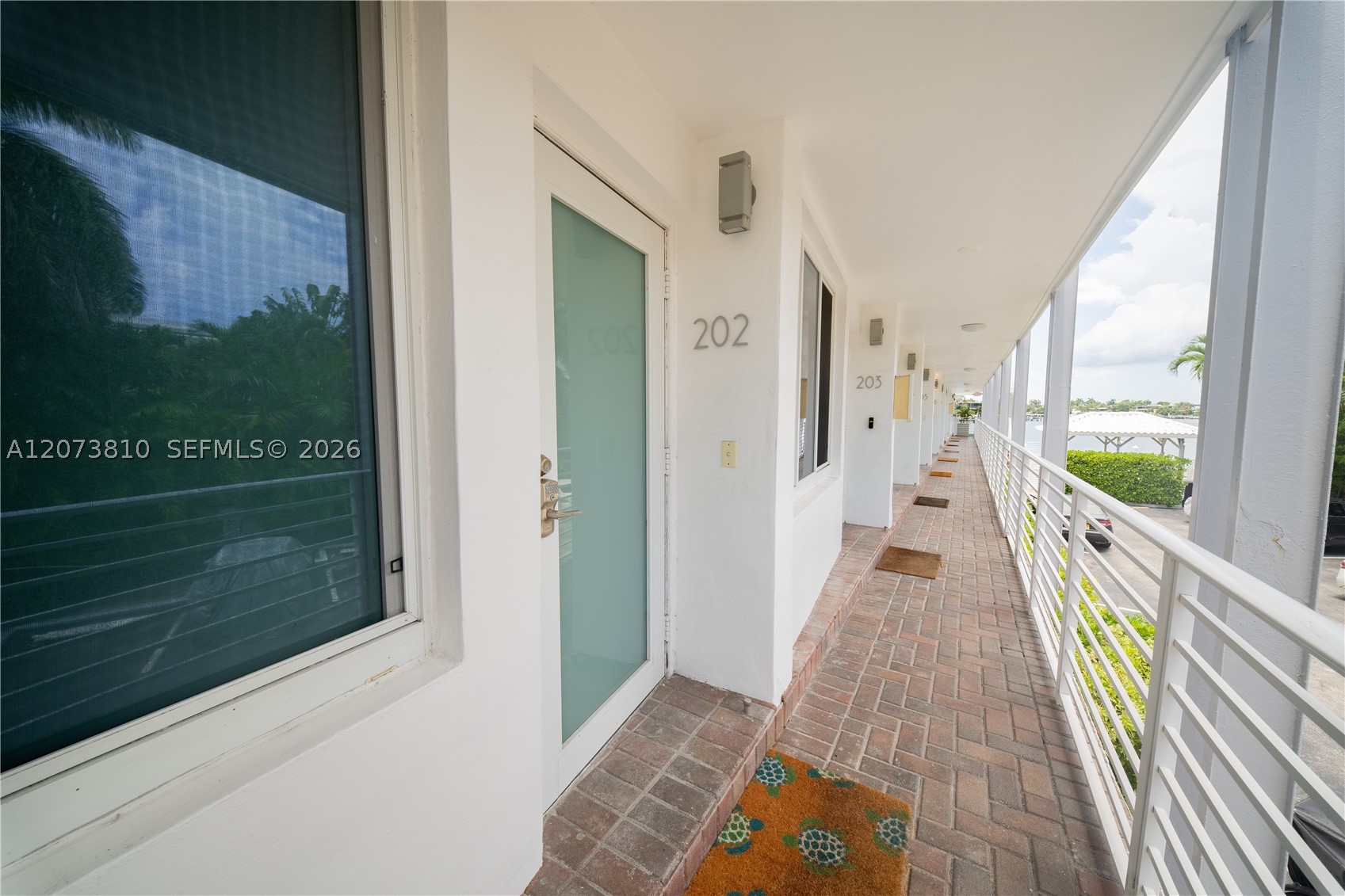 405 N Hibiscus Dr #202 Miami Beach, FL 33139