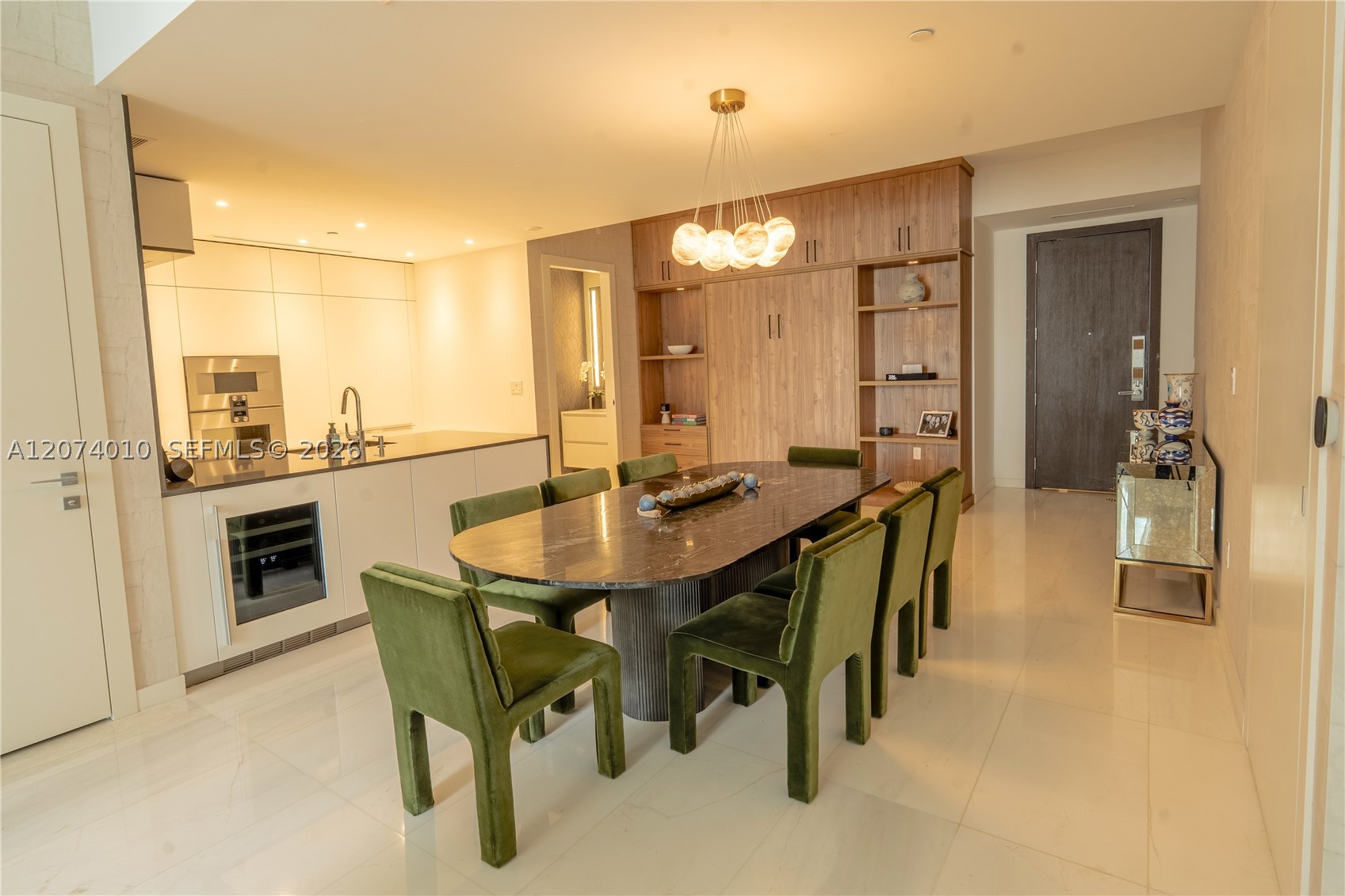 300 Biscayne Blvd Way #3109W Miami, FL 33131