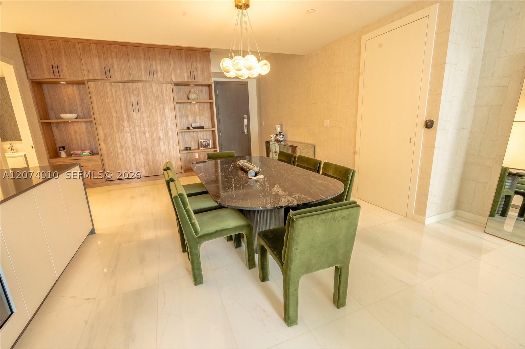 300 Biscayne Blvd Way #3109W Miami, FL 33131