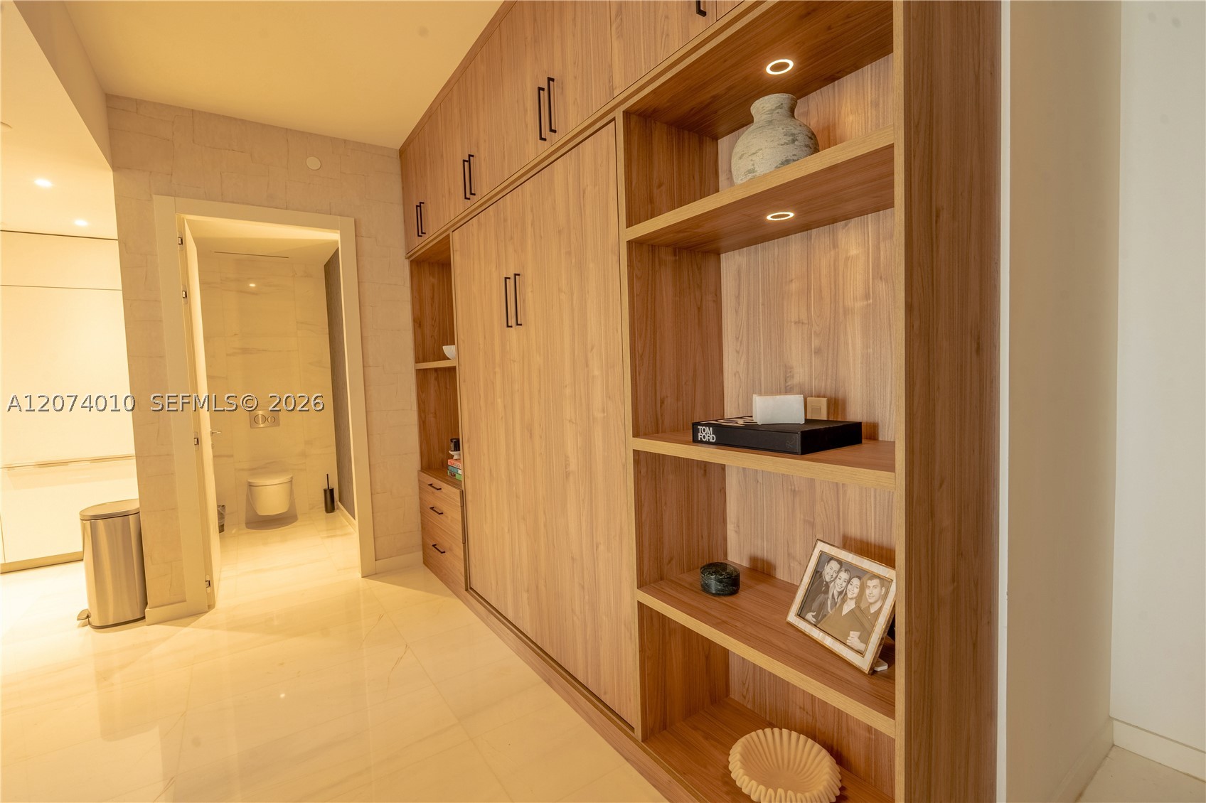 300 Biscayne Blvd Way #3109W Miami, FL 33131