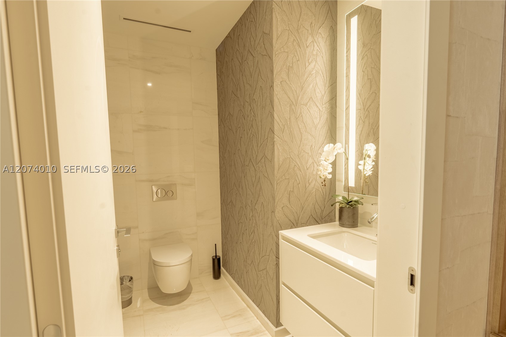 300 Biscayne Blvd Way #3109W Miami, FL 33131