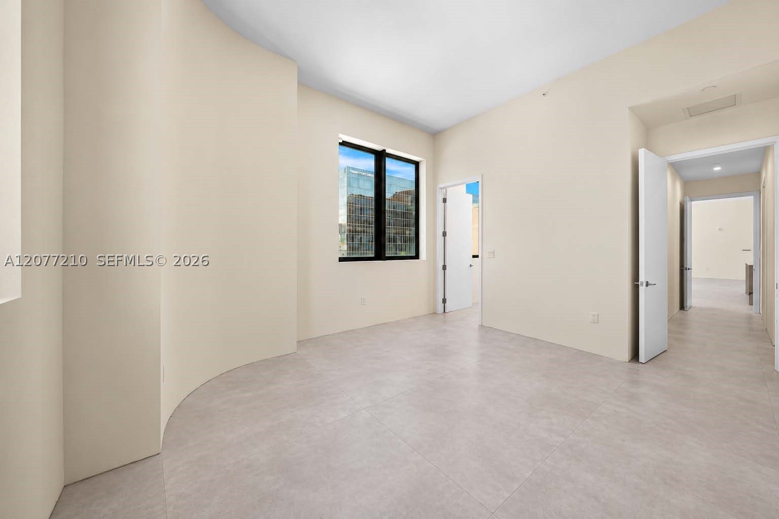 275 Giralda Ave #6A Coral Gables, FL 33134