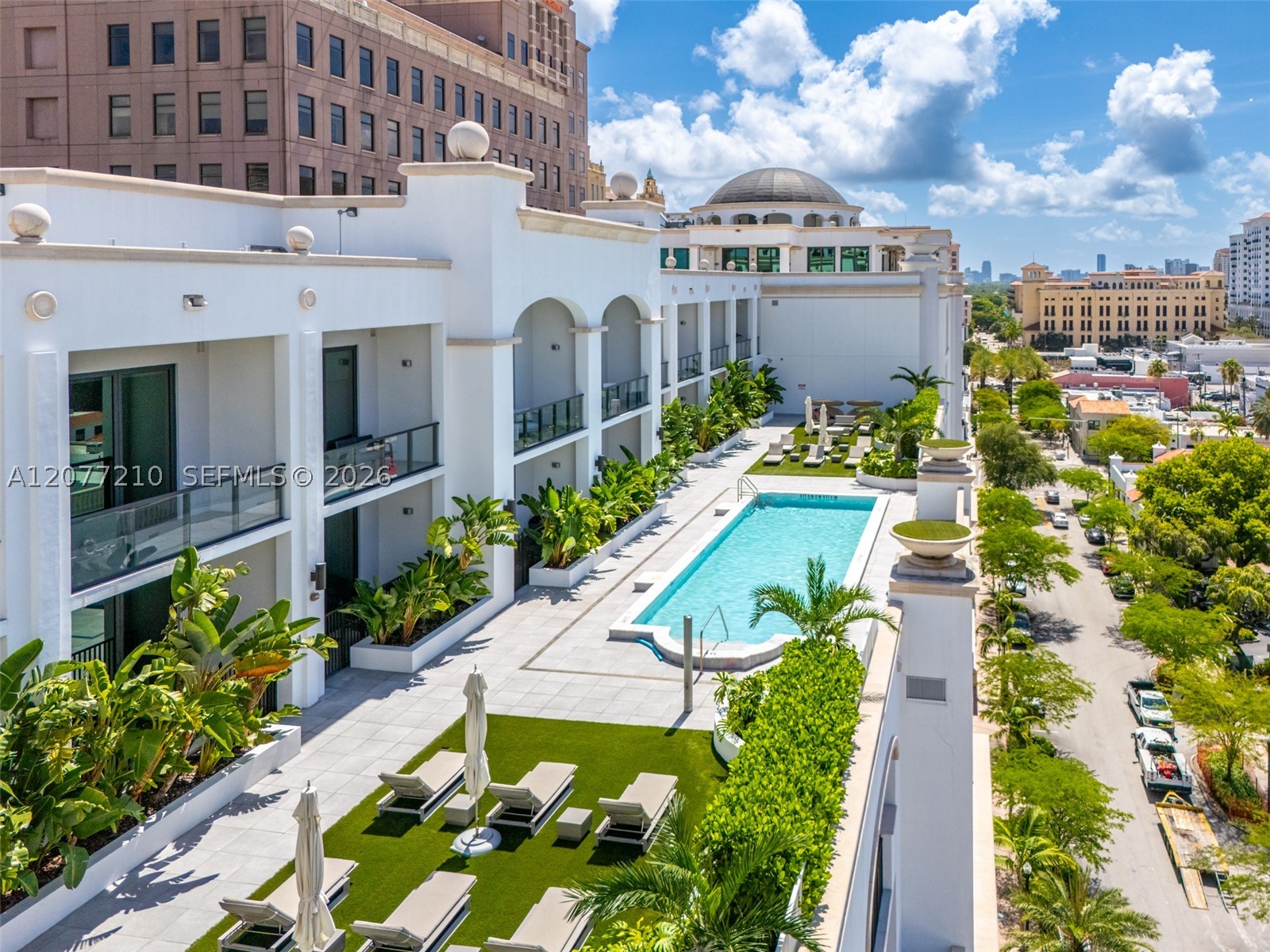 275 Giralda Ave #6A Coral Gables, FL 33134