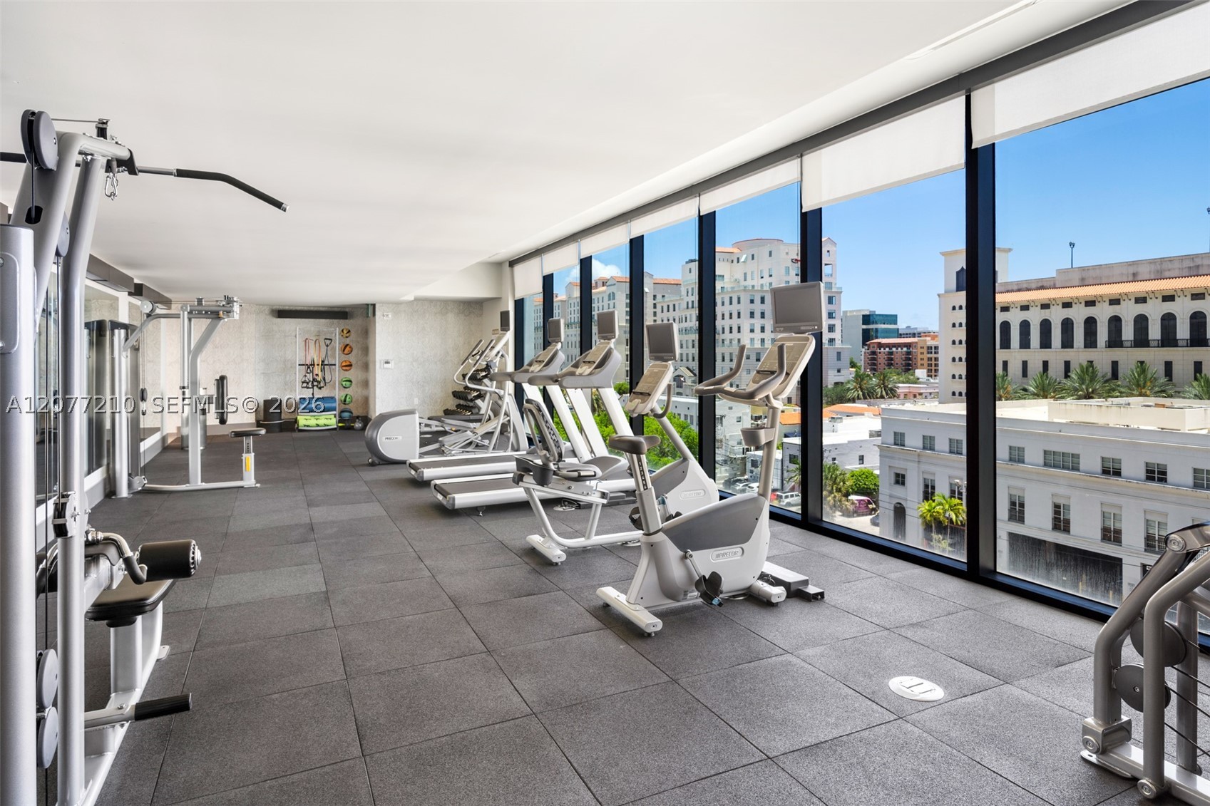 275 Giralda Ave #6A Coral Gables, FL 33134