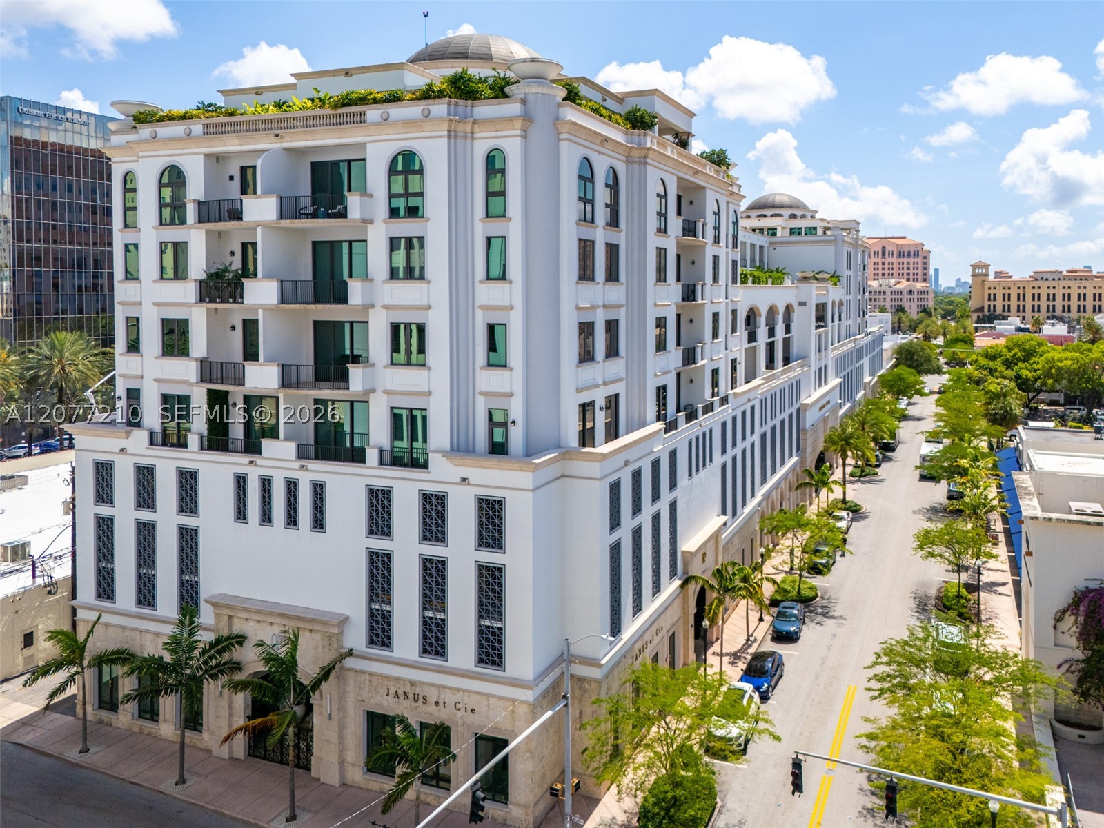 275 Giralda Ave #6A Coral Gables, FL 33134