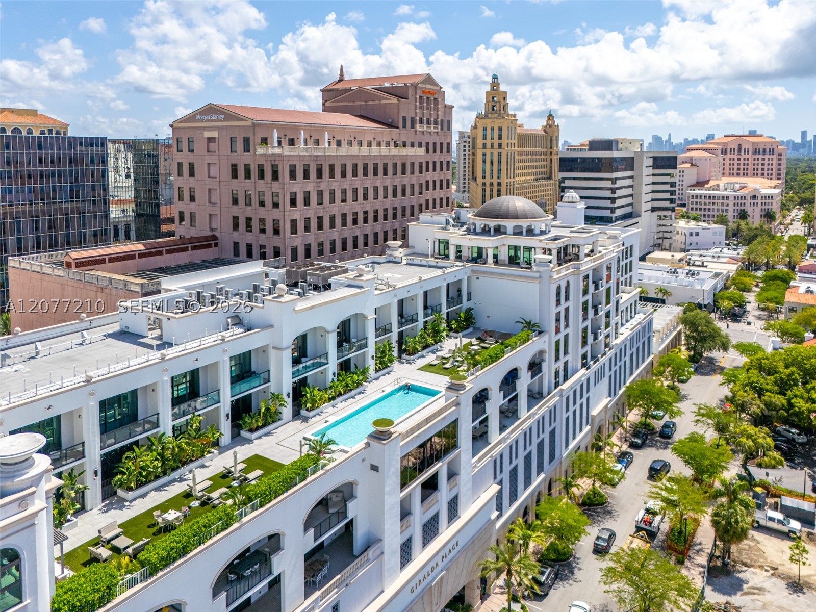 275 Giralda Ave #6A Coral Gables, FL 33134