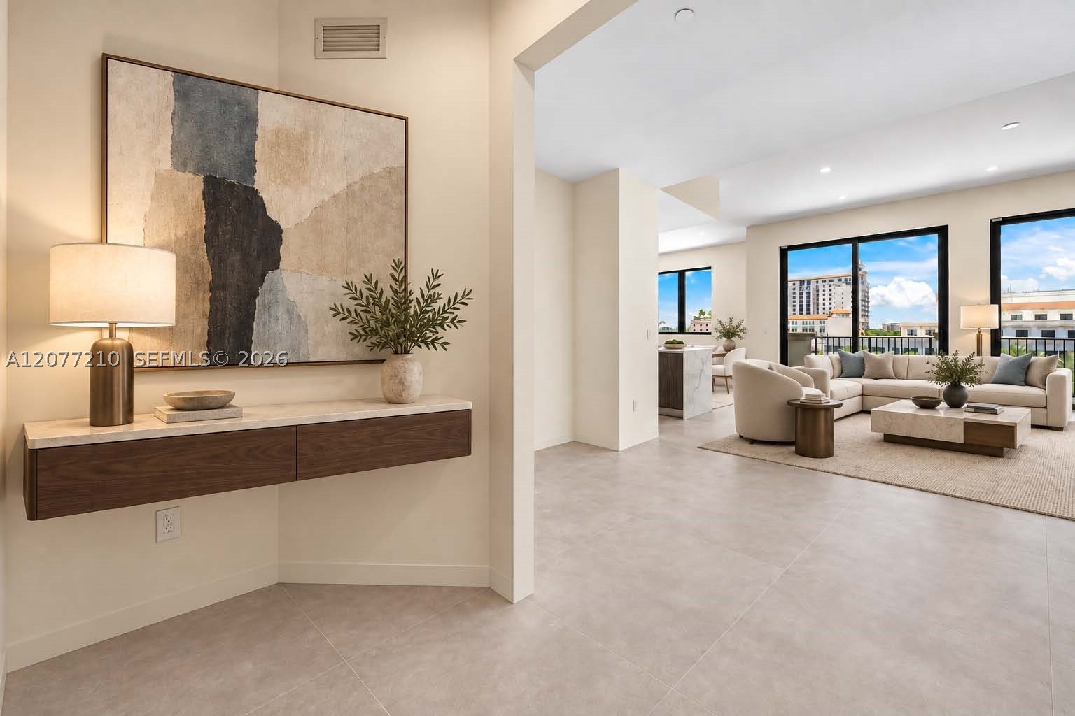 275 Giralda Ave #6A Coral Gables, FL 33134