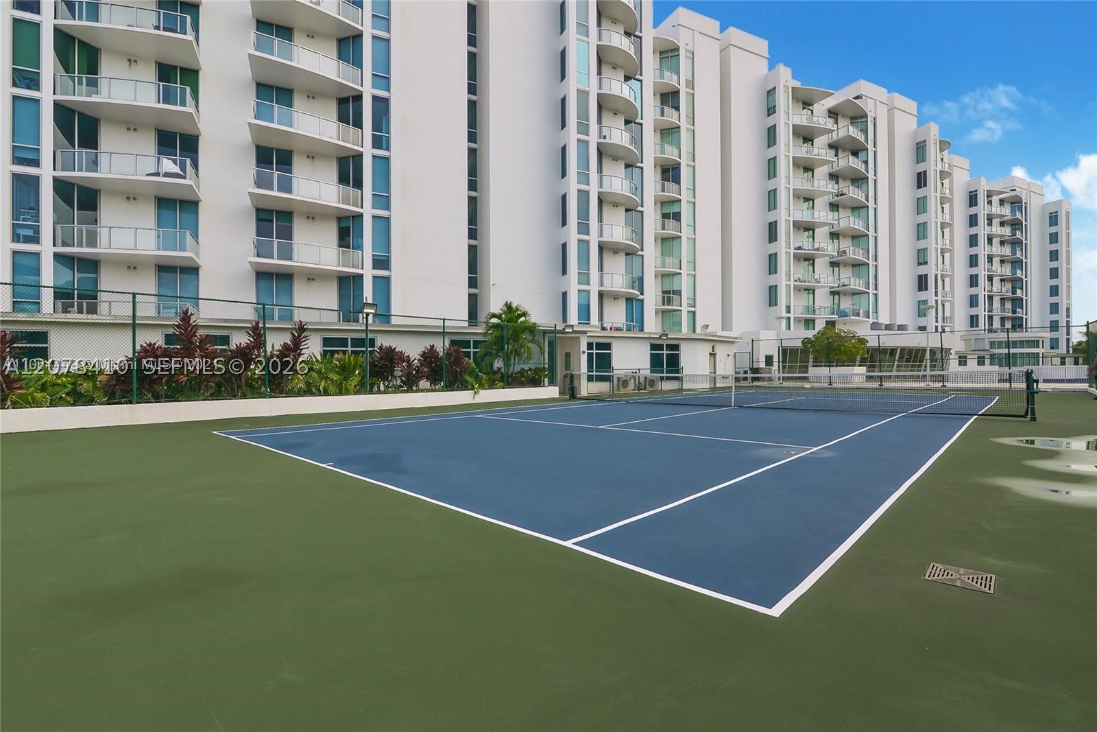 image Uptown Marina Lofts13