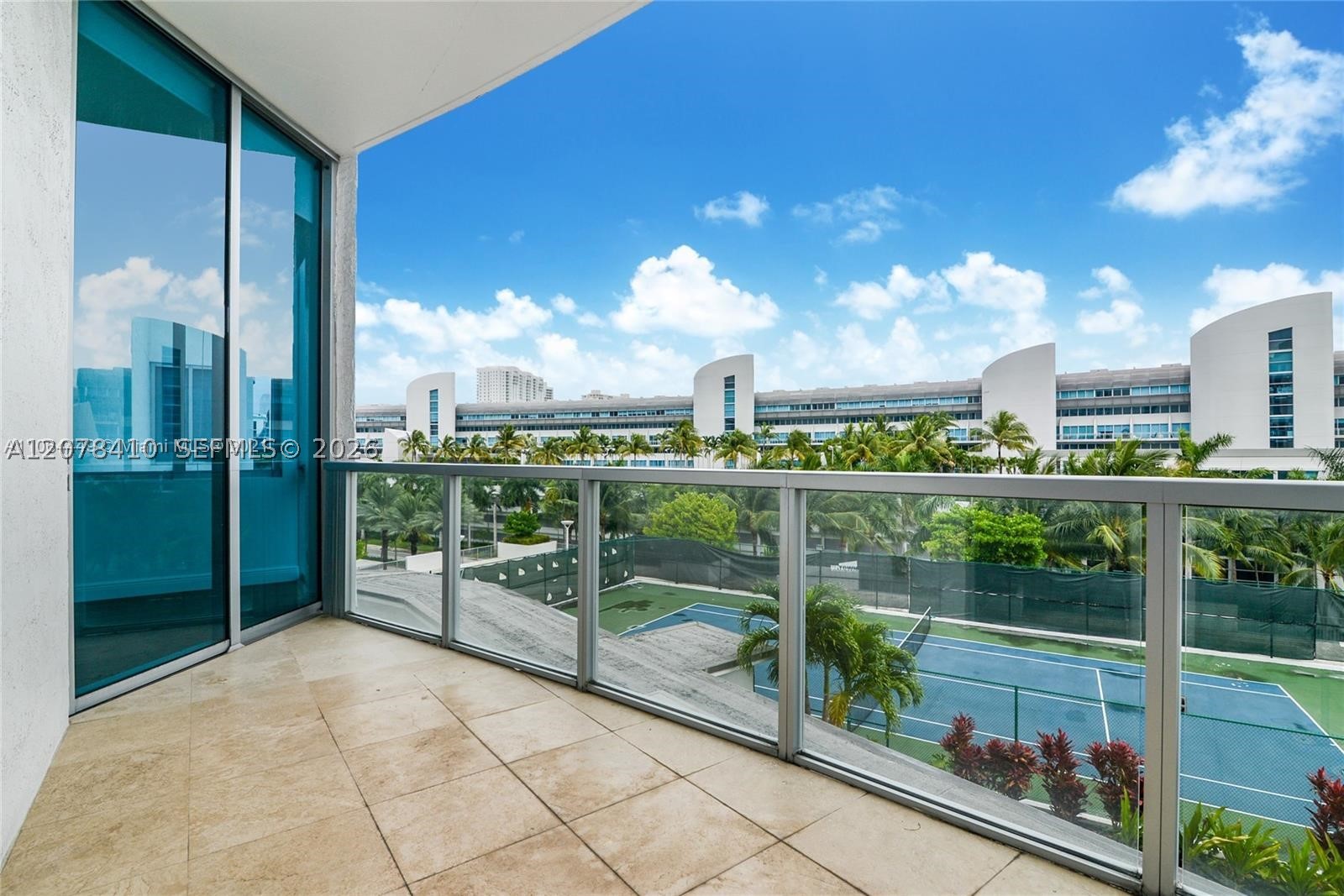 image Uptown Marina Lofts1
