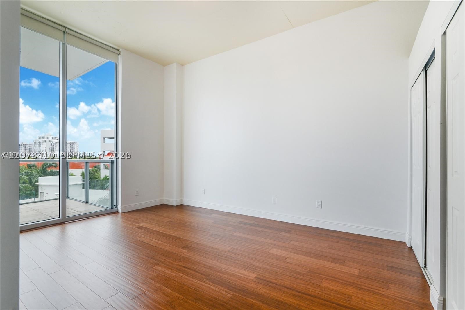 image Uptown Marina Lofts4