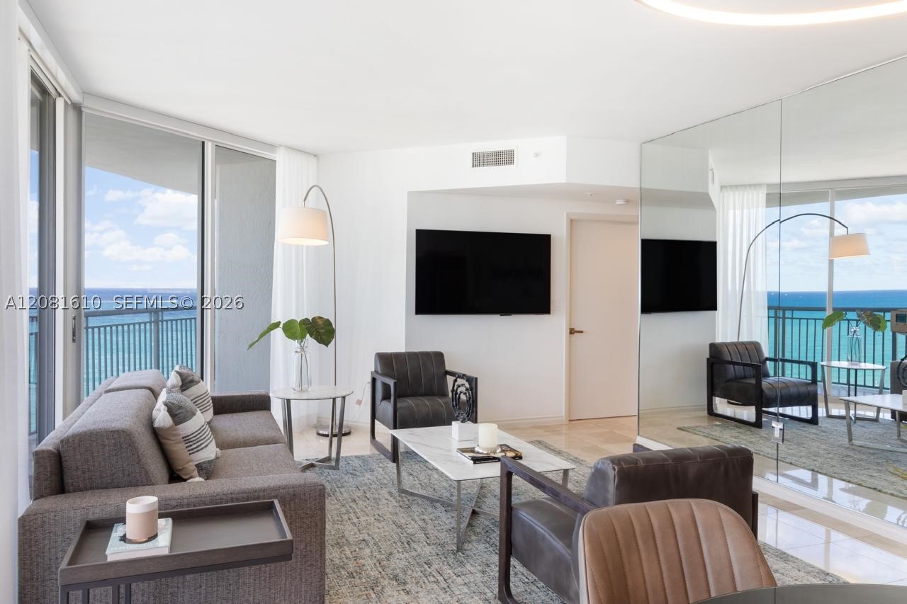 17375 Collins Ave #2008 Sunny Isles Beach, FL 33160