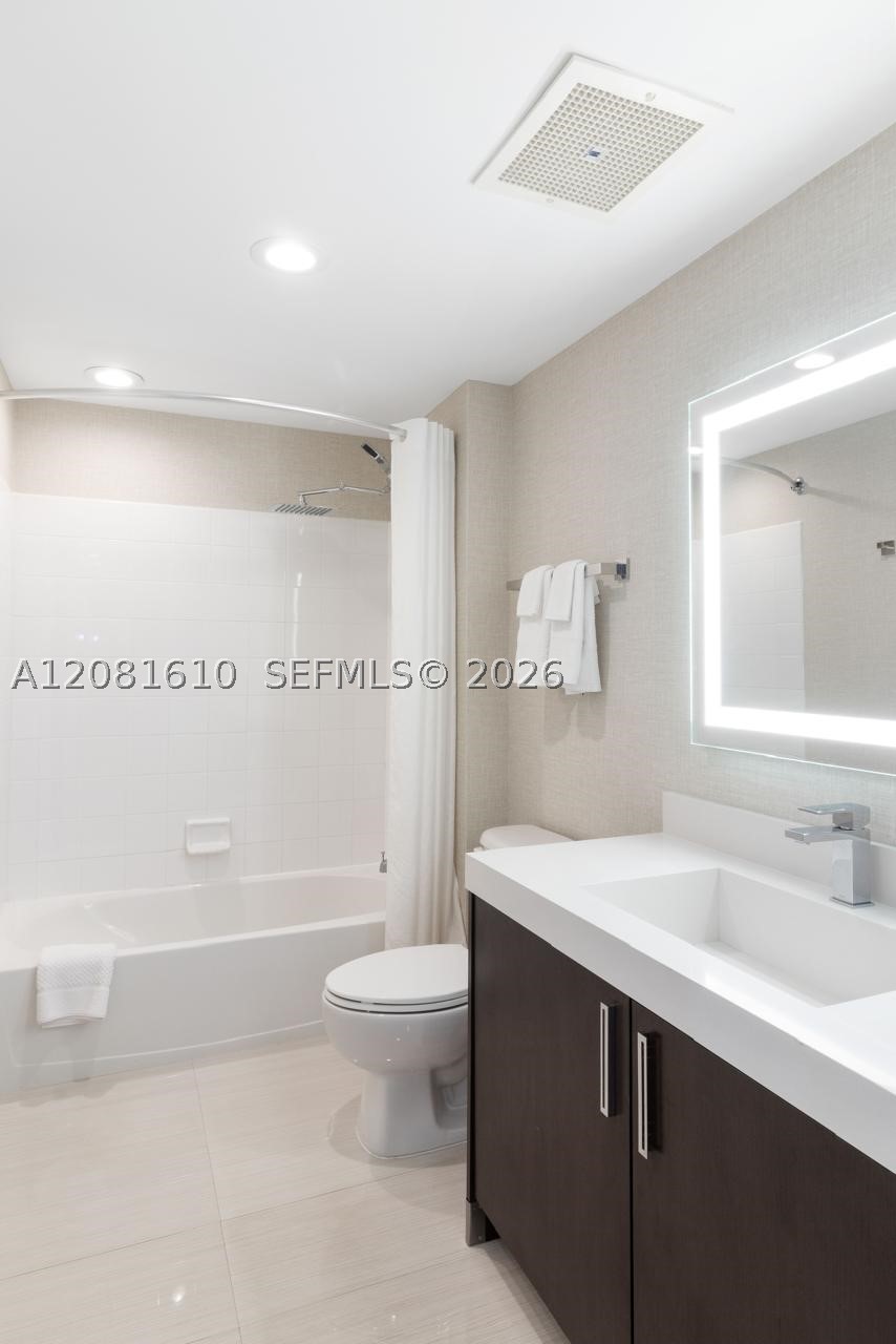 17375 Collins Ave #2008 Sunny Isles Beach, FL 33160