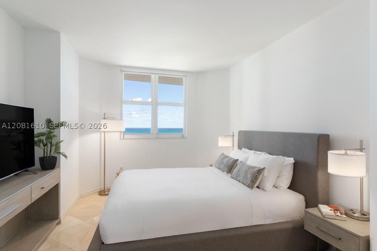 17375 Collins Ave #2008 Sunny Isles Beach, FL 33160