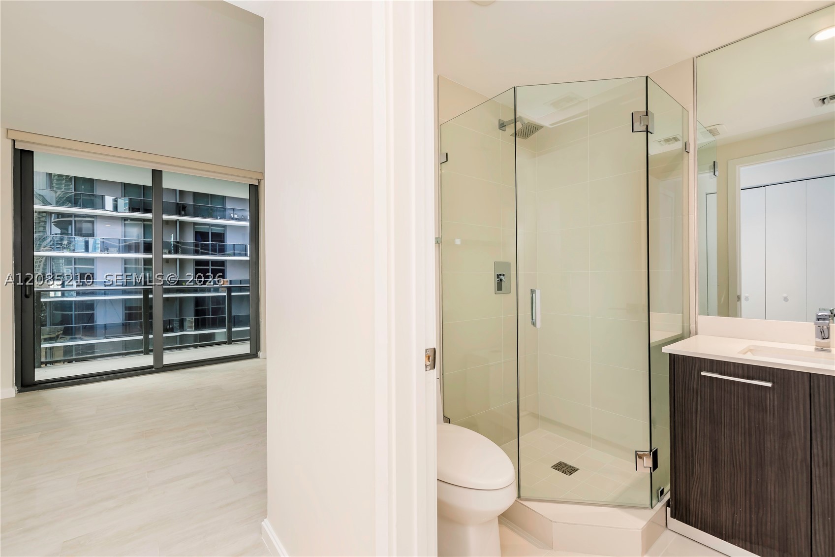 image Brickell Heights East12