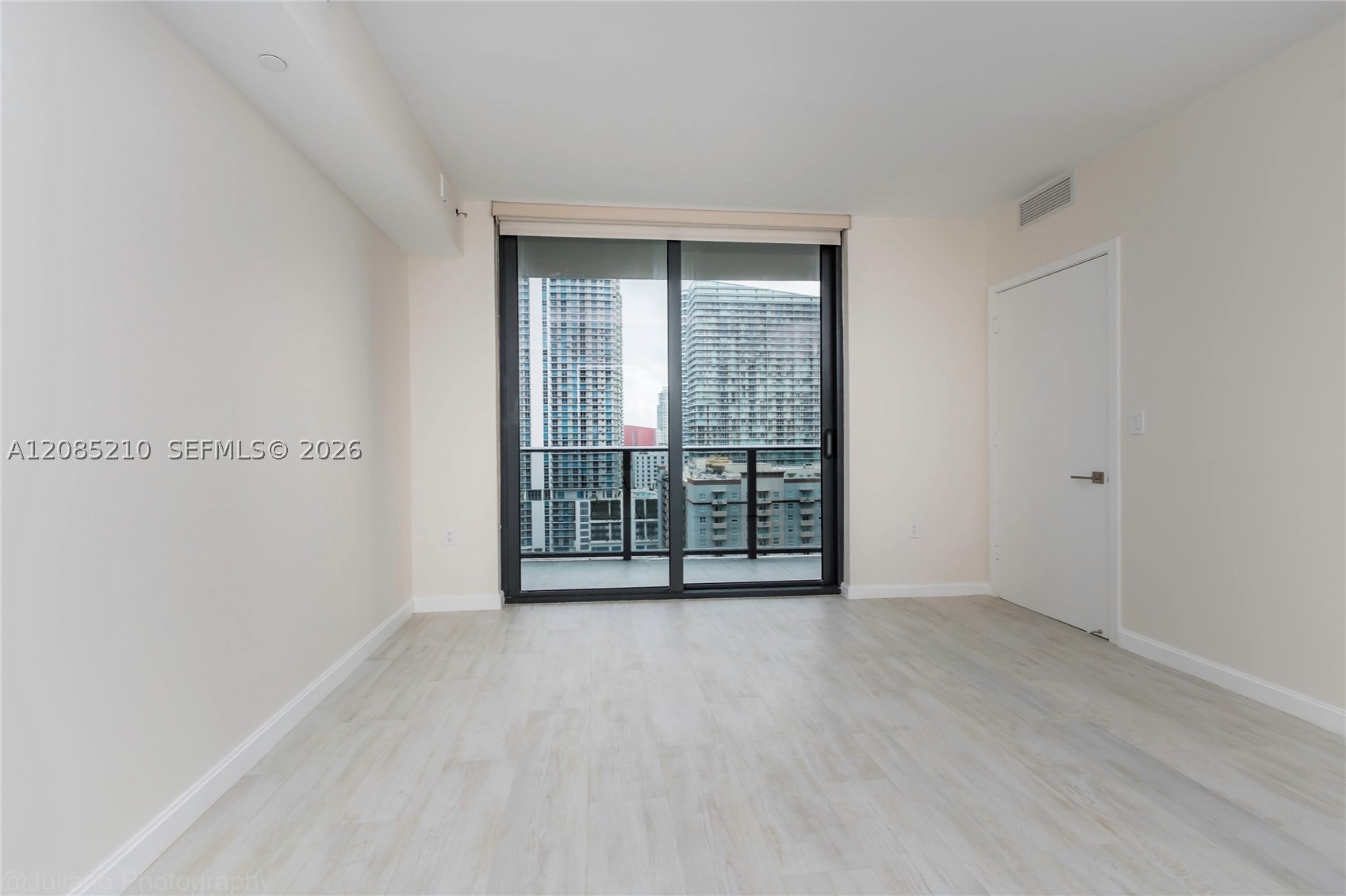 image Brickell Heights East20