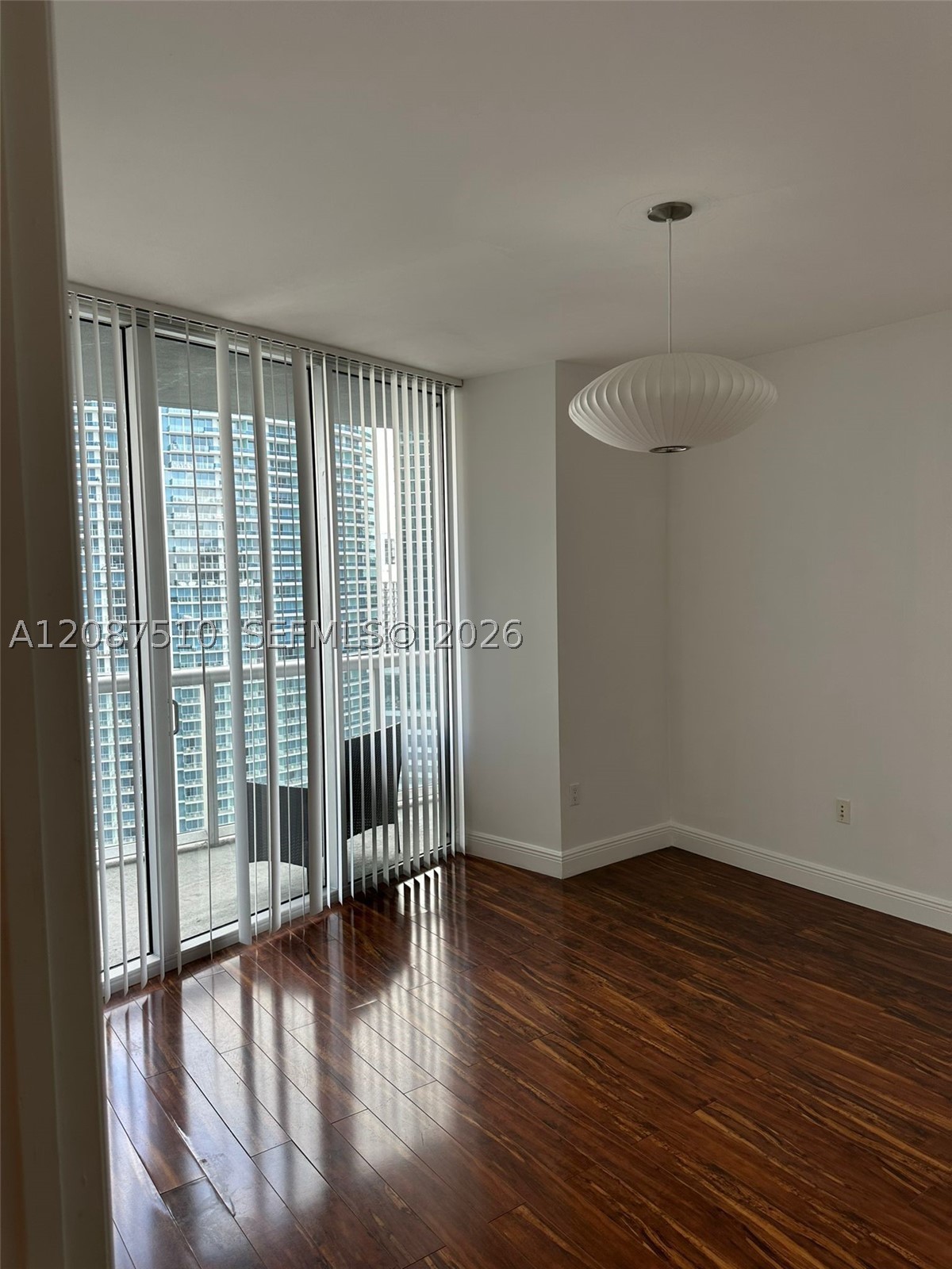 image Icon Brickell I2