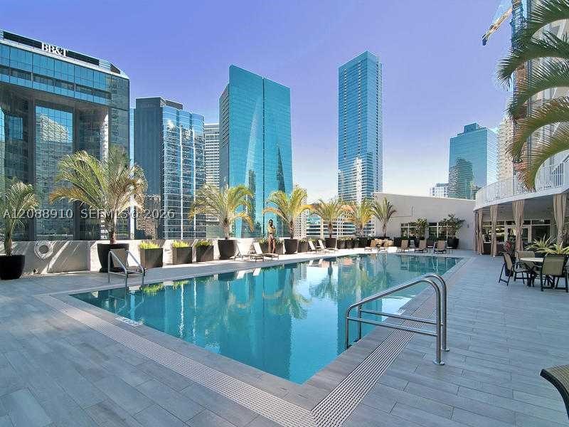 image Vue at Brickell18
