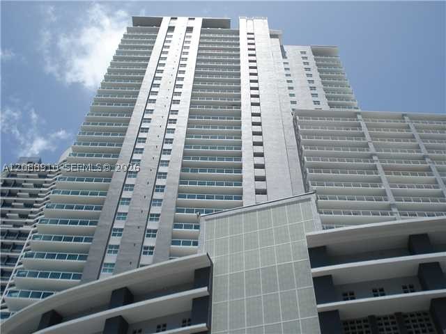 image Vue at Brickell24