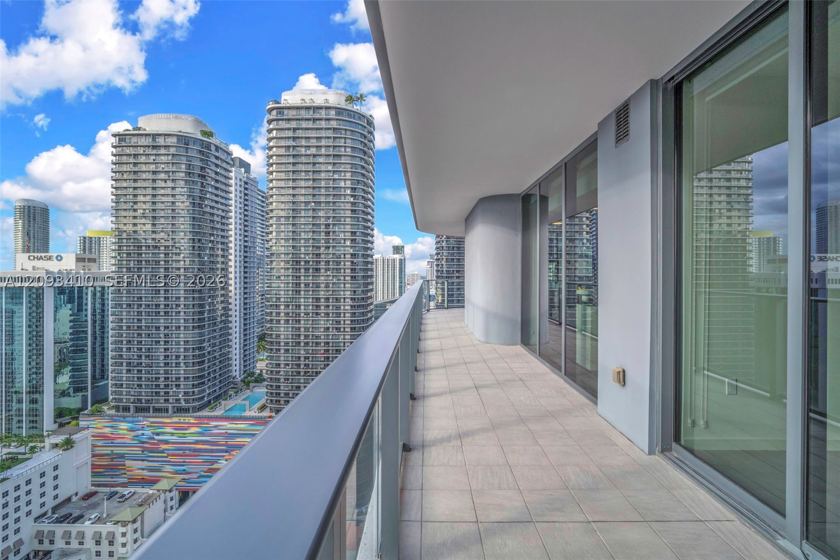 image Brickell Flatiron10