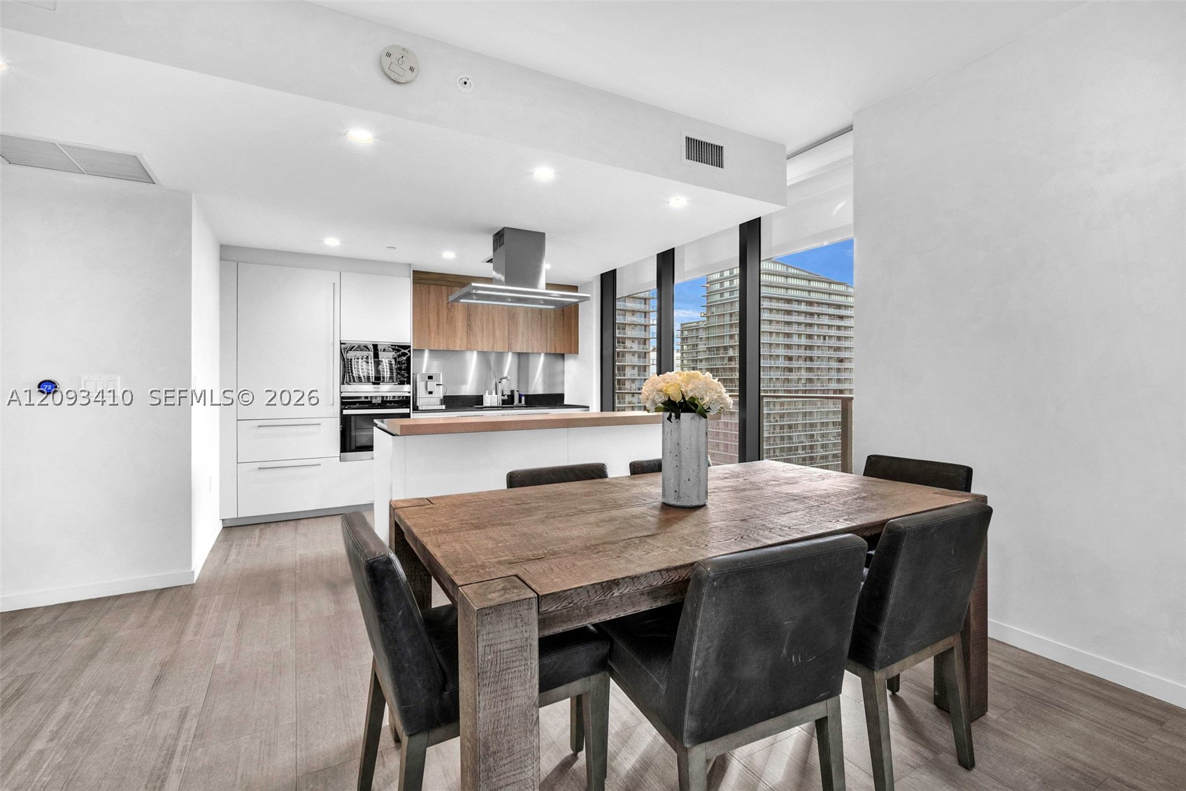 image Brickell Flatiron18
