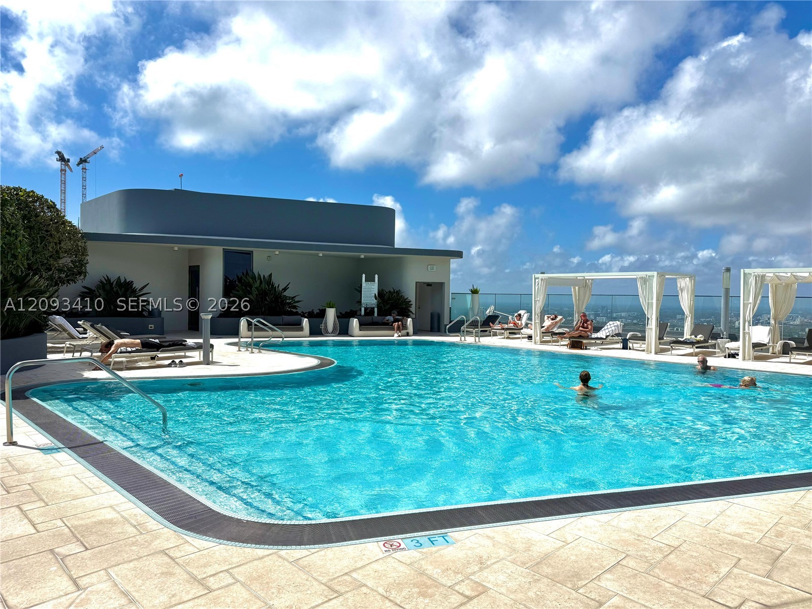 image Brickell Flatiron46