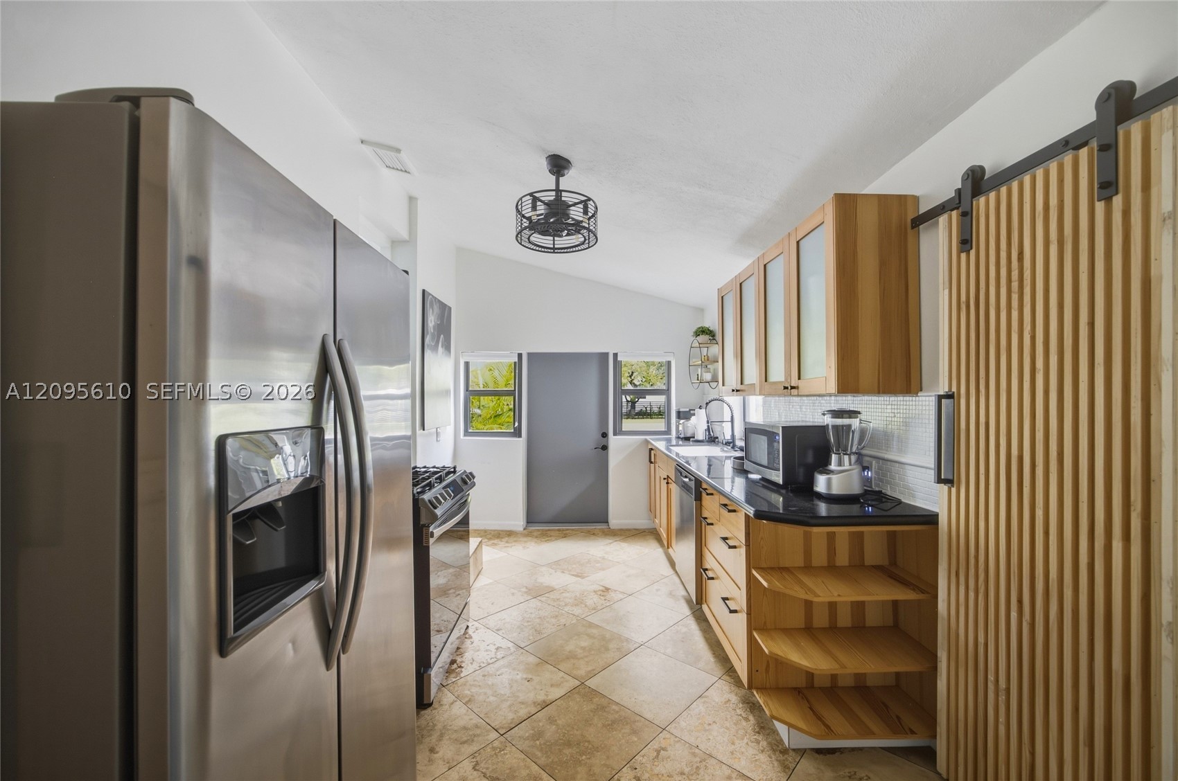 295 NW 42nd St Miami, FL 33127