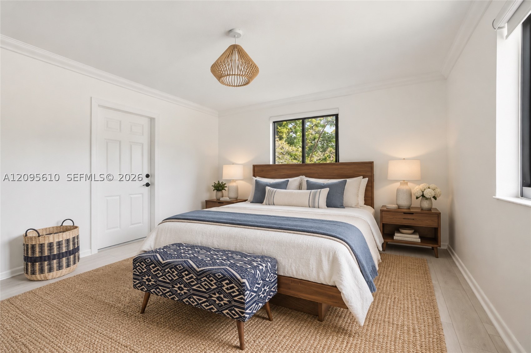 295 NW 42nd St Miami, FL 33127