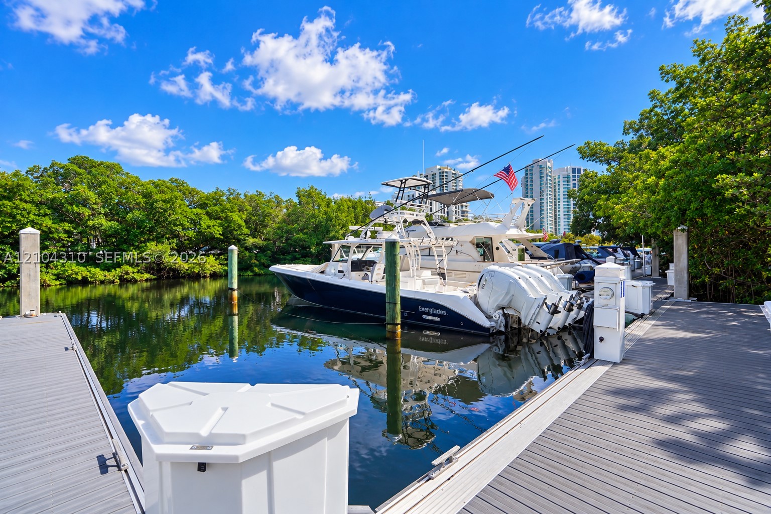 3530 Mystic Pointe Dr #415 Aventura, FL 33180